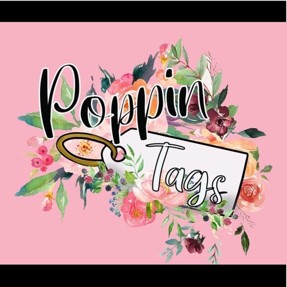 Meet your Posher, Adela